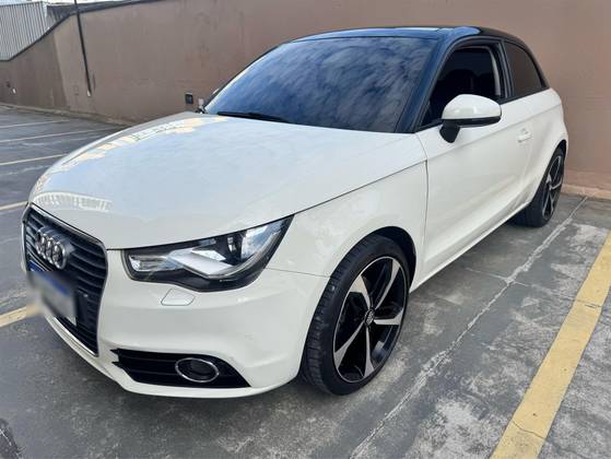 AUDI A1 1.4 TFSI ATTRACTION 16V 122CV GASOLINA 2P AUTOMÁTICO